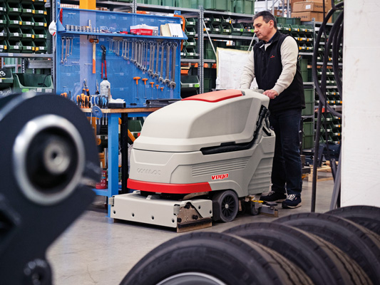 manutenzione lavapavimenti Comac