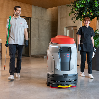 Lavapavimenti robot SELF.Y Comac